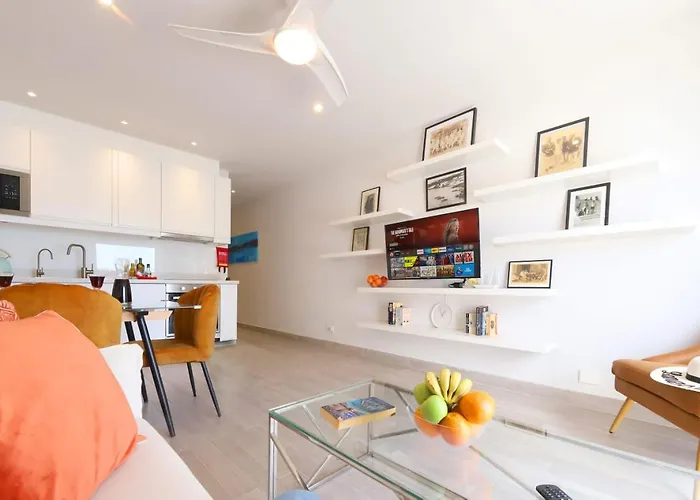 Lanzarote Apartment Rental Harbour View *