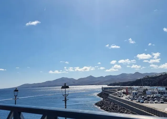 Lanzarote Apartment Rental Harbour View *