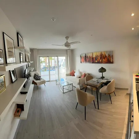 Lanzarote Harbour View Apartment Tías